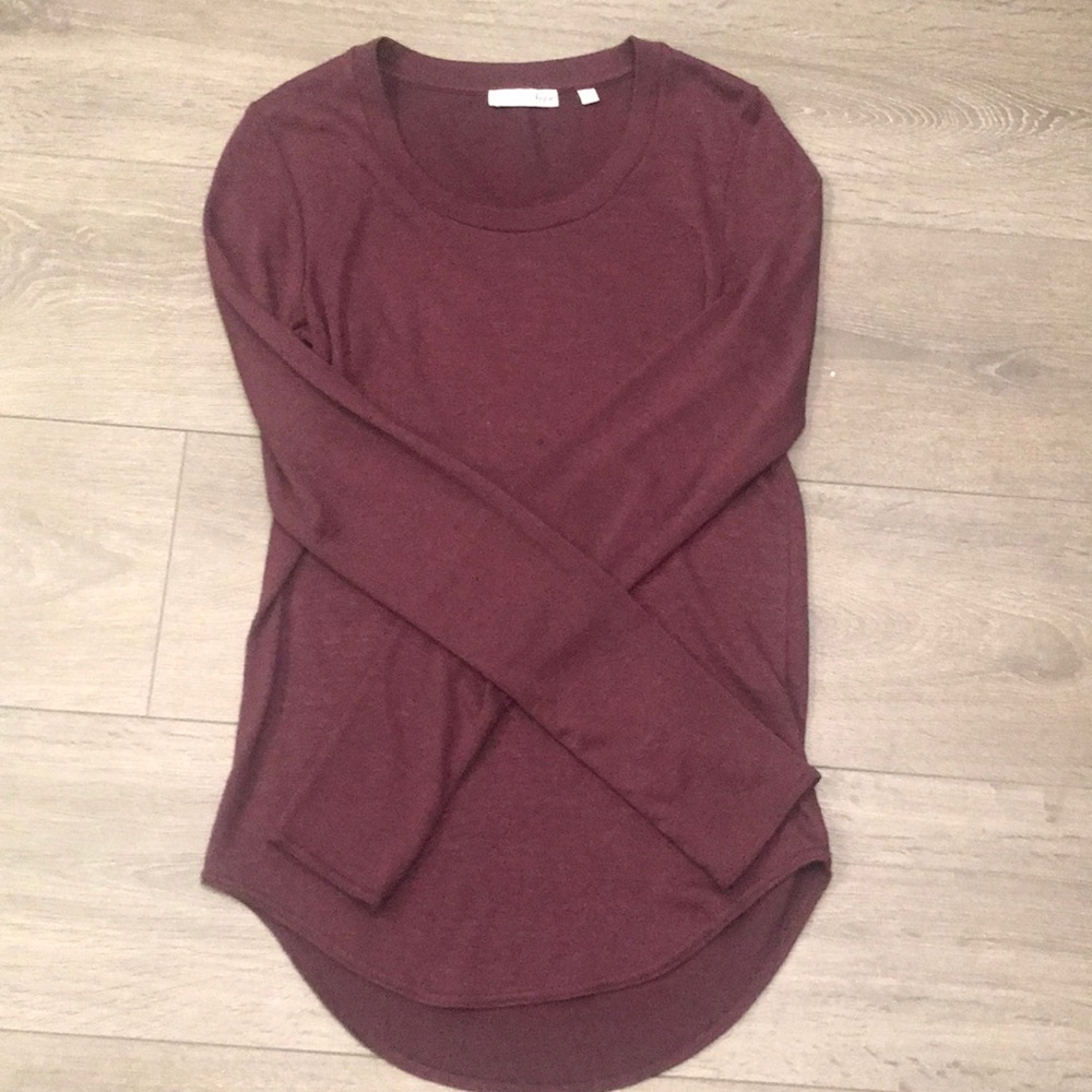 Gorgeous cranberry top